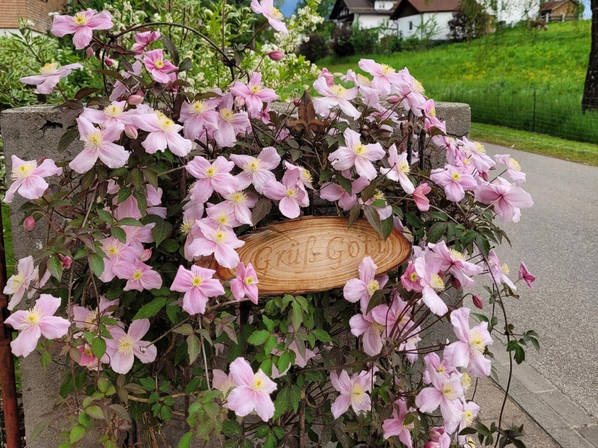 i24rooms - Gästezimmer, FeWo mit eigenem Garten Legau Exterior foto