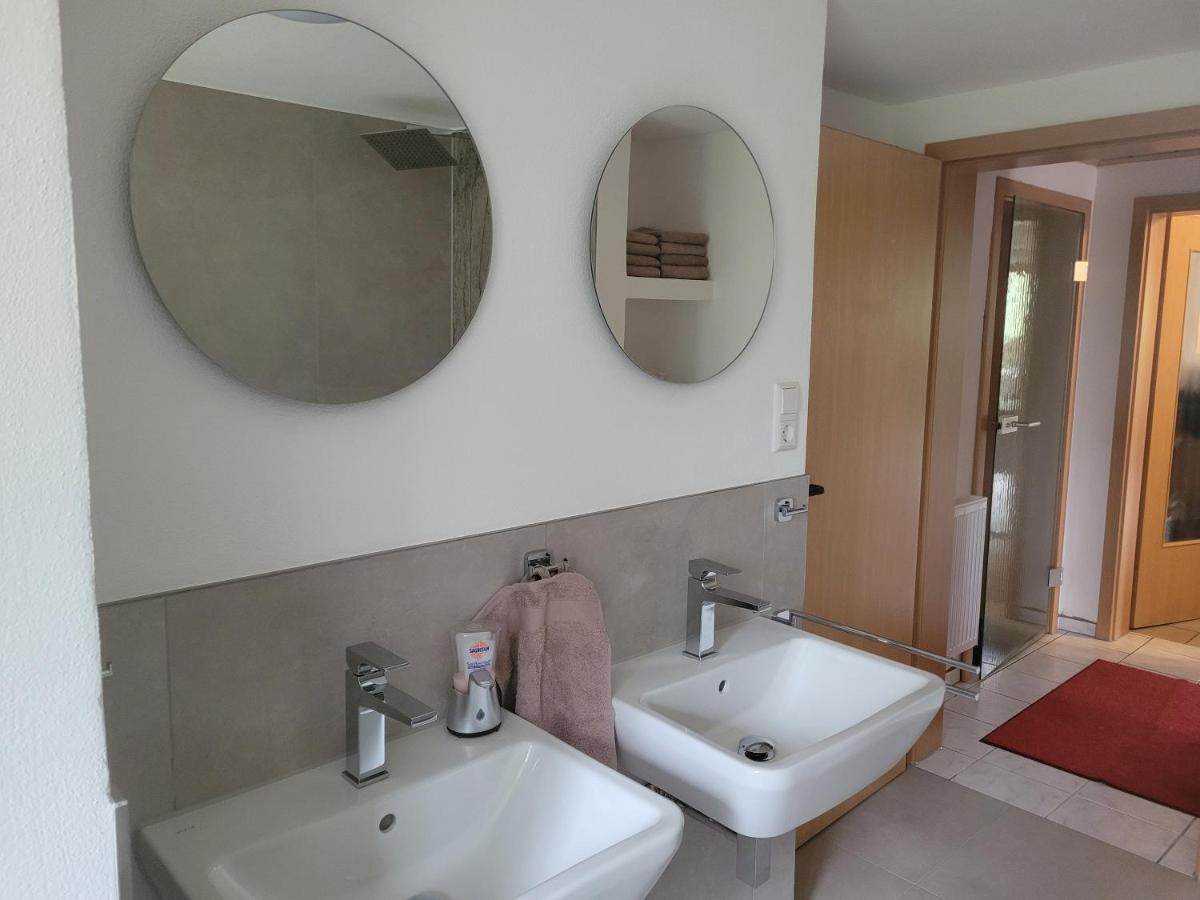 i24rooms - Gästezimmer, FeWo mit eigenem Garten Legau Exterior foto
