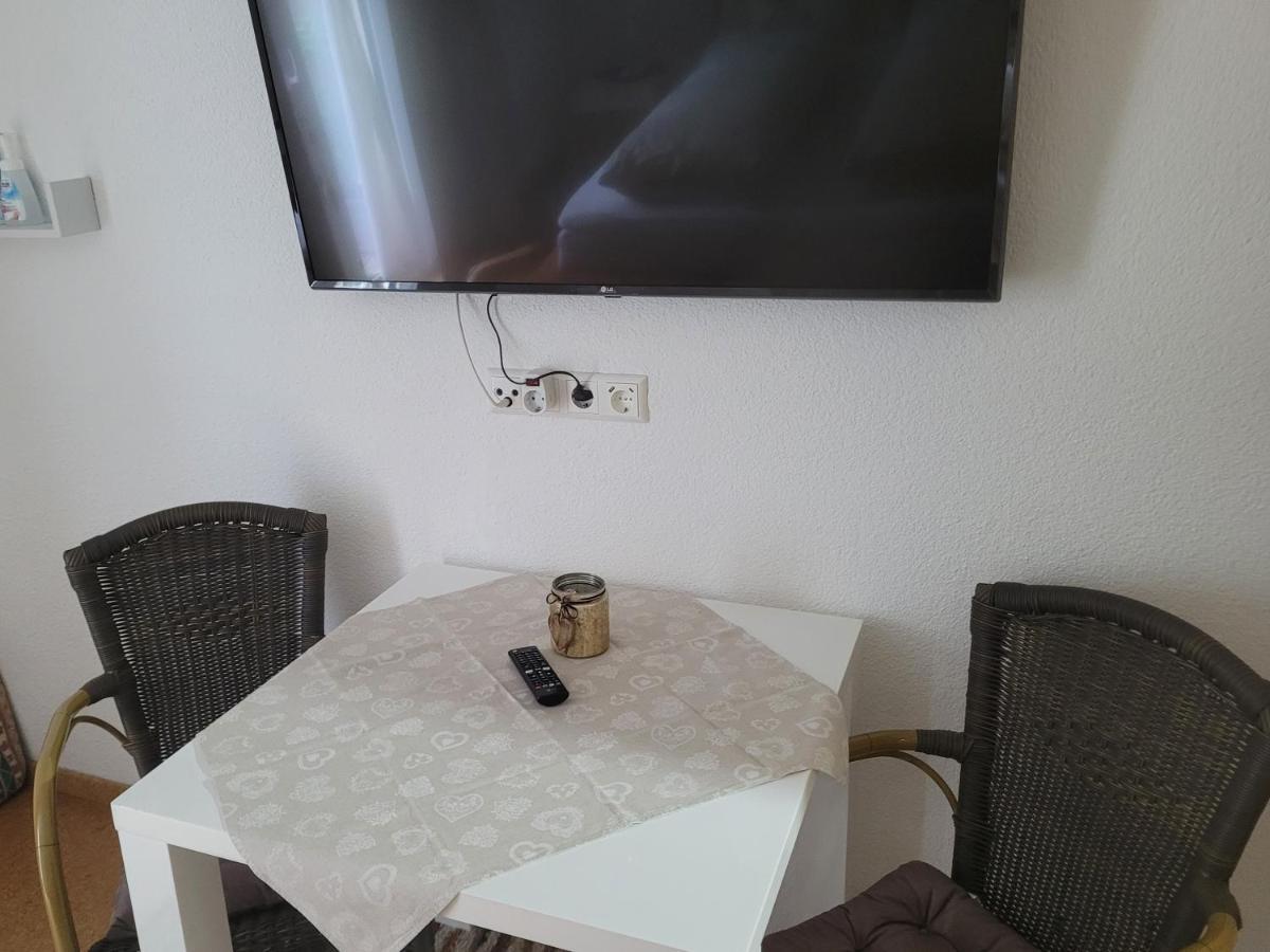 i24rooms - Gästezimmer, FeWo mit eigenem Garten Legau Exterior foto